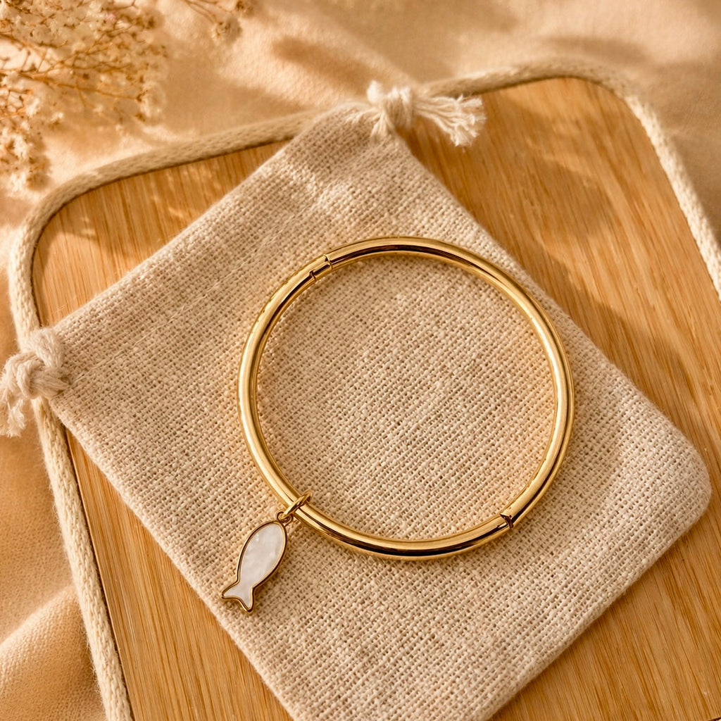 Milo – Jonc acier inoxydable pendentif poisson nacre – Karélia